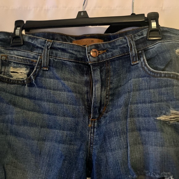 Distressed joes jeans. Mid-wash lightly worn - Picture 2 of 3